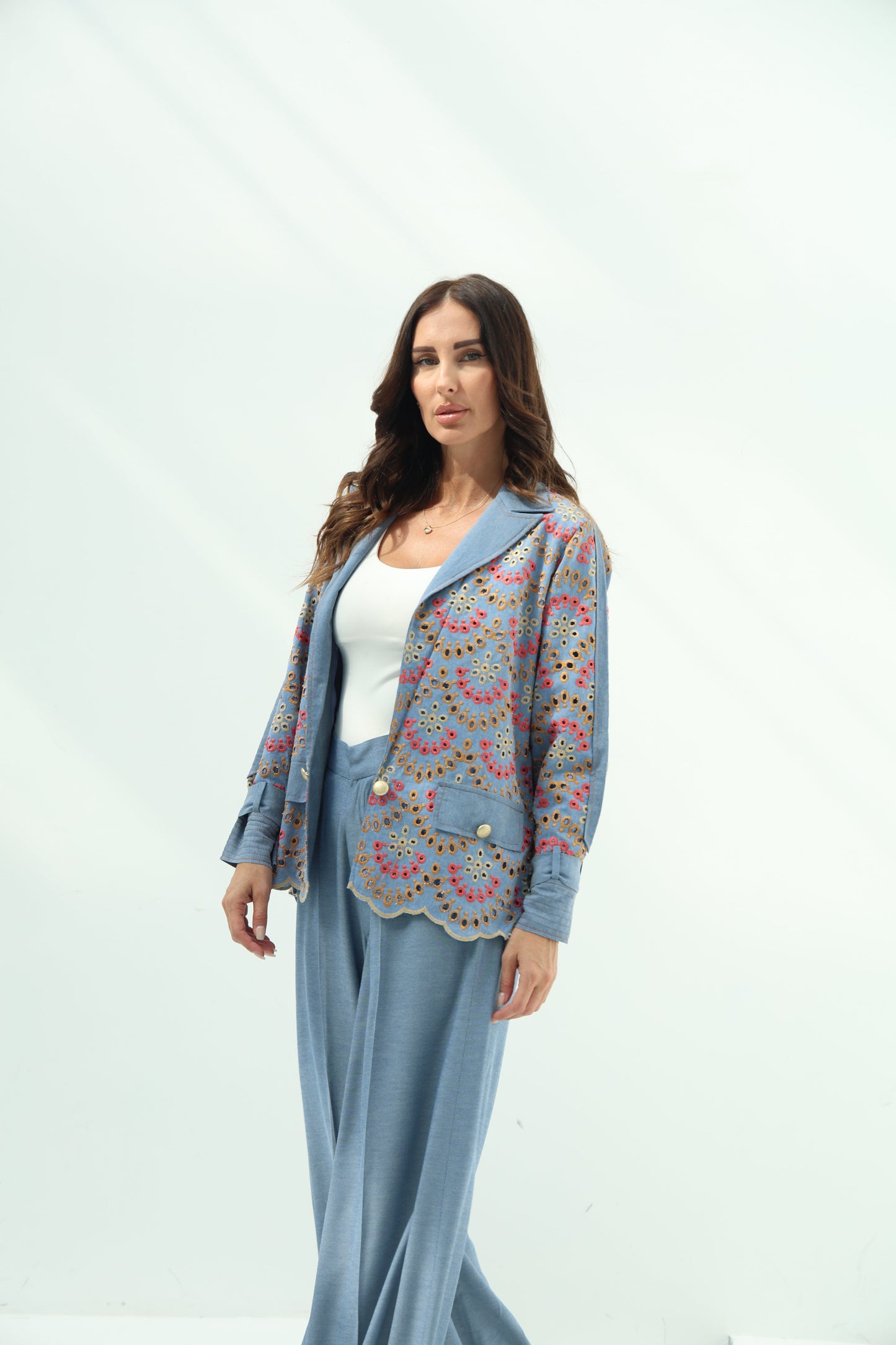 Blue set – light design jeans embroidered blazer